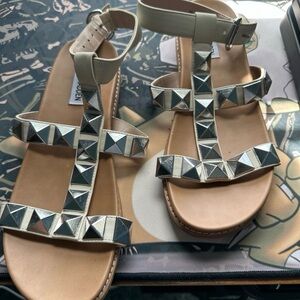Steve Madden Cream and Silver Pyramid Stud Sandals